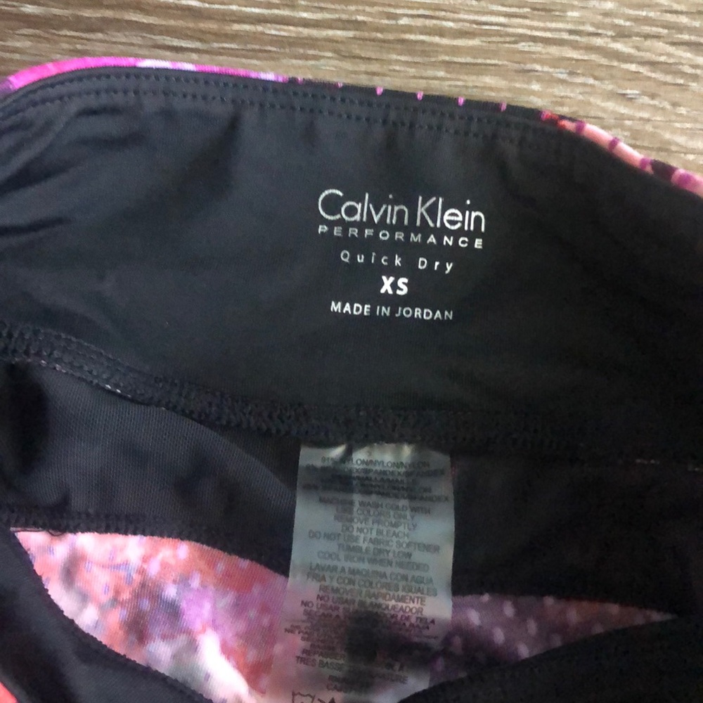 Calvin Klein performance capris - Picture 3 of 5